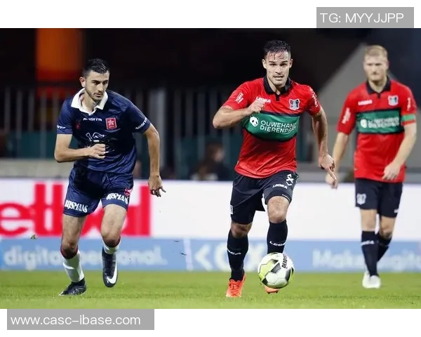 马斯特里与奈梅亨的较量：一场足球激情与战术智慧的对决